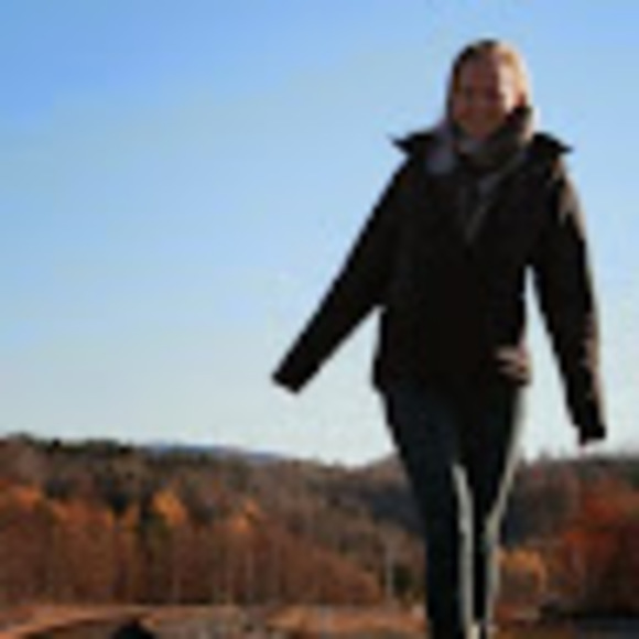 Meet your Posher, Rebekah - Picture 1 of 1